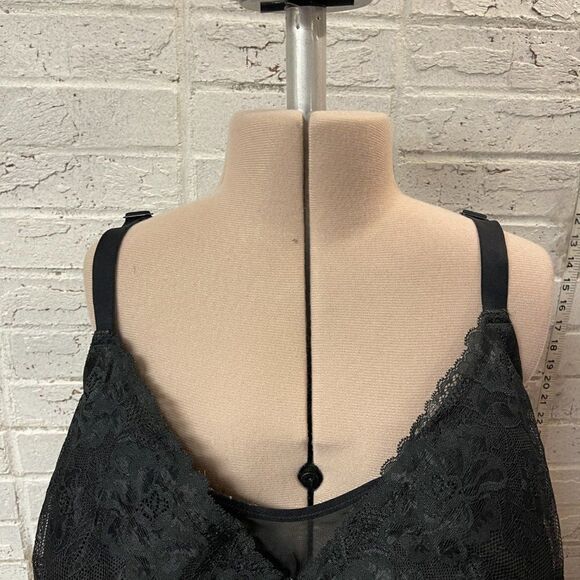 Cacique Lightly Lined Full Coverage Totally Lace Bra, size 42F - Picture 5 of 16